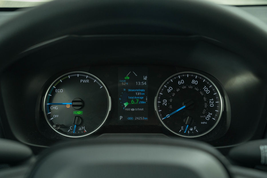 Продам Toyota Rav 4 Hybrid 2019 года в Черновцах