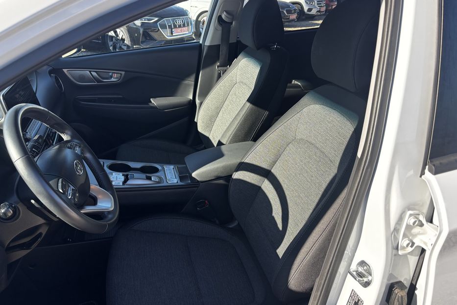 Продам Hyundai Kona 39.2 кВт авто у Львові 2021 года в Львове