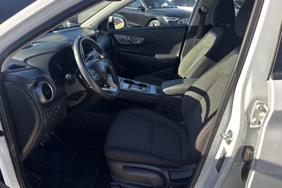 Продам Hyundai Kona 39.2 кВт авто у Львові 2021 года в Львове