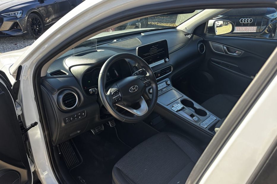 Продам Hyundai Kona 39.2 кВт авто у Львові 2021 года в Львове