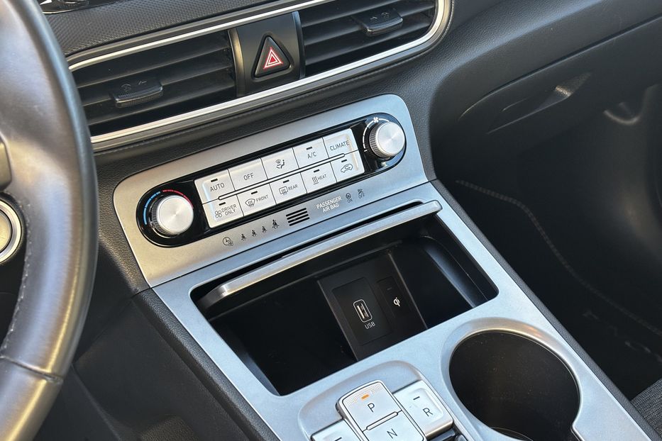 Продам Hyundai Kona 39.2 кВт авто у Львові 2021 года в Львове