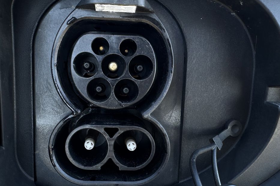 Продам Kia Niro 64кВт Макс.комплектація! 2020 года в Львове