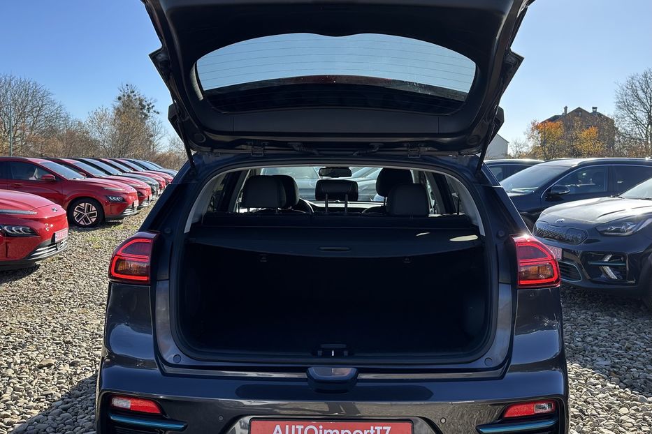 Продам Kia Niro 64кВт Макс.комплектація! 2020 года в Львове