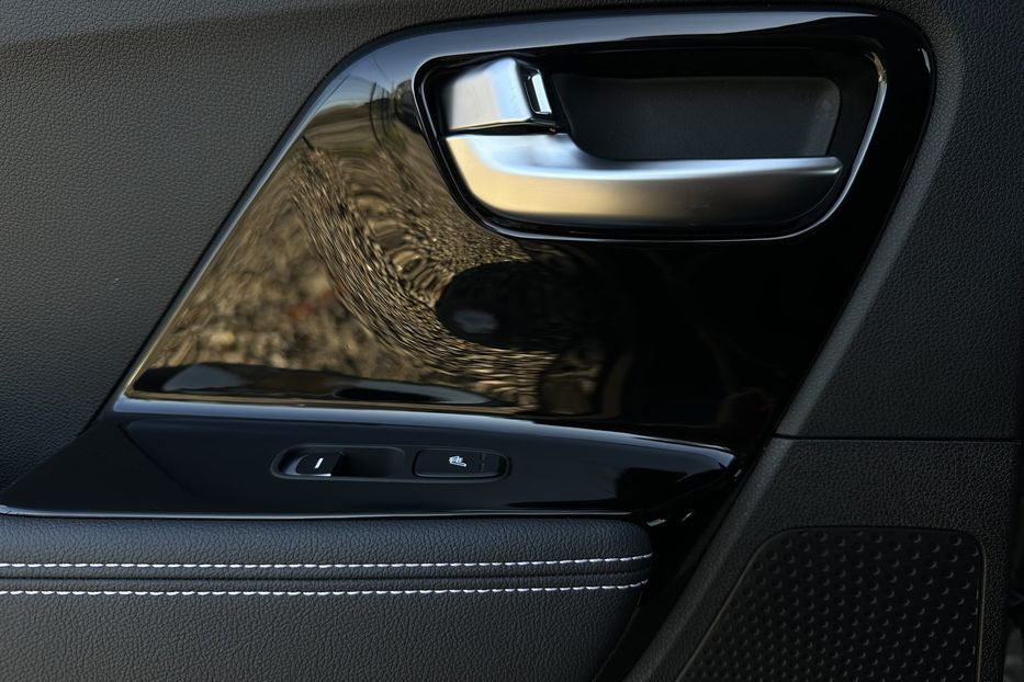 Продам Kia Niro 64кВт Макс.комплектація! 2020 года в Львове