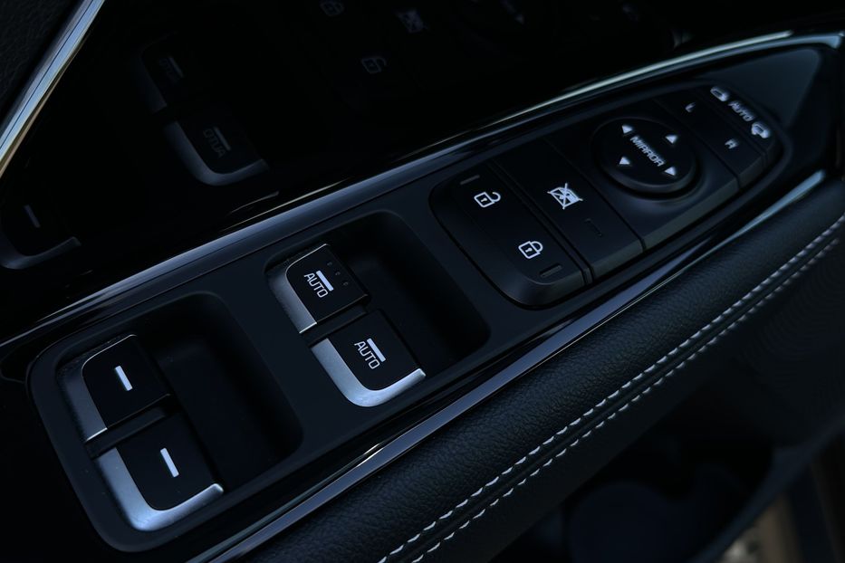 Продам Kia Niro 64кВт Макс.комплектація! 2020 года в Львове