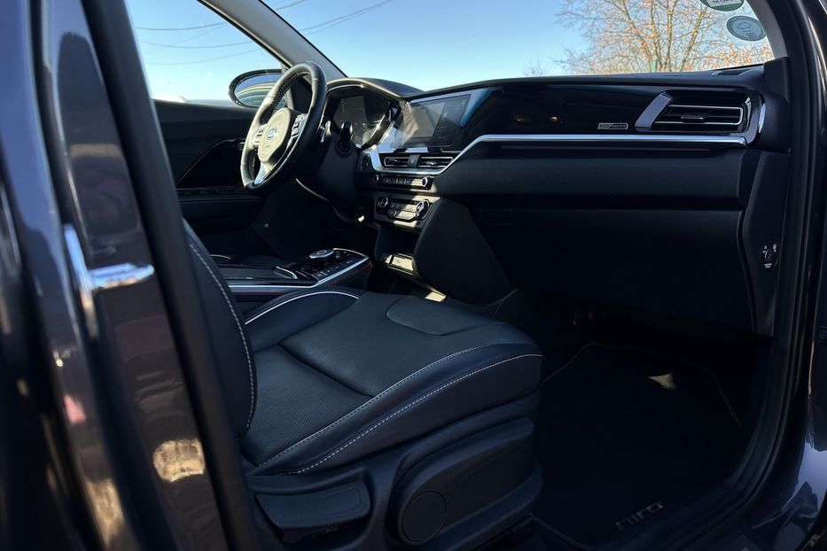 Продам Kia Niro 64кВт Макс.комплектація! 2020 года в Львове