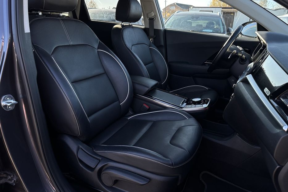 Продам Kia Niro 64кВт Макс.комплектація! 2020 года в Львове