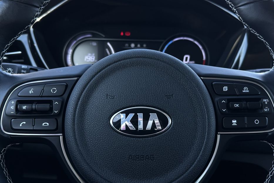 Продам Kia Niro 64кВт Макс.комплектація! 2020 года в Львове