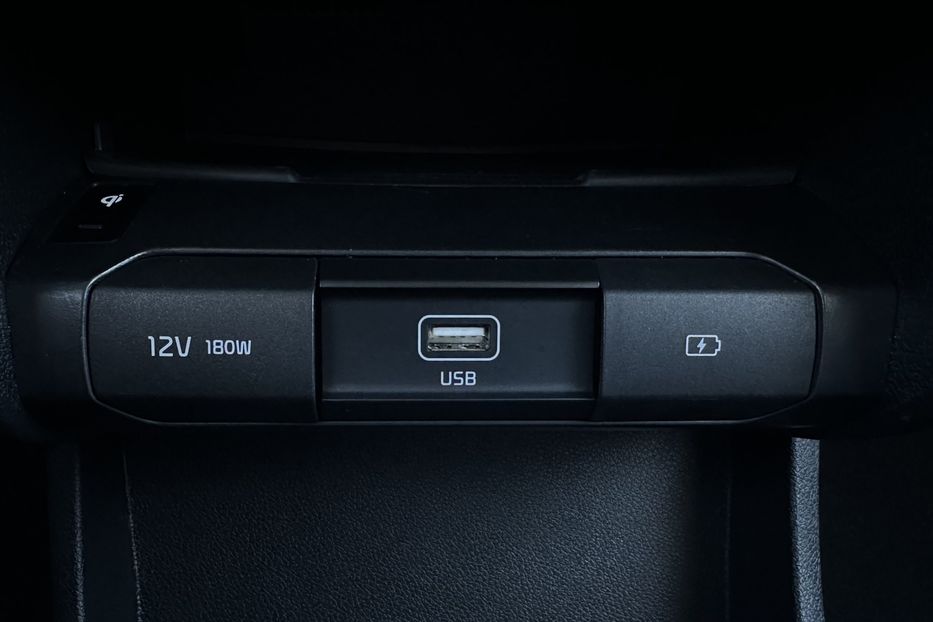 Продам Kia Niro 64кВт Макс.комплектація! 2020 года в Львове