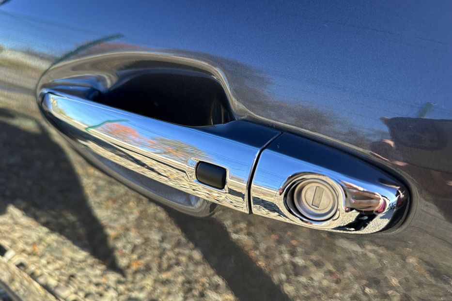 Продам Kia Niro 64кВт Макс.комплектація! 2020 года в Львове