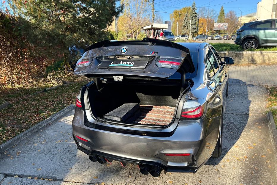 Продам BMW 320 2015 года в Черновцах