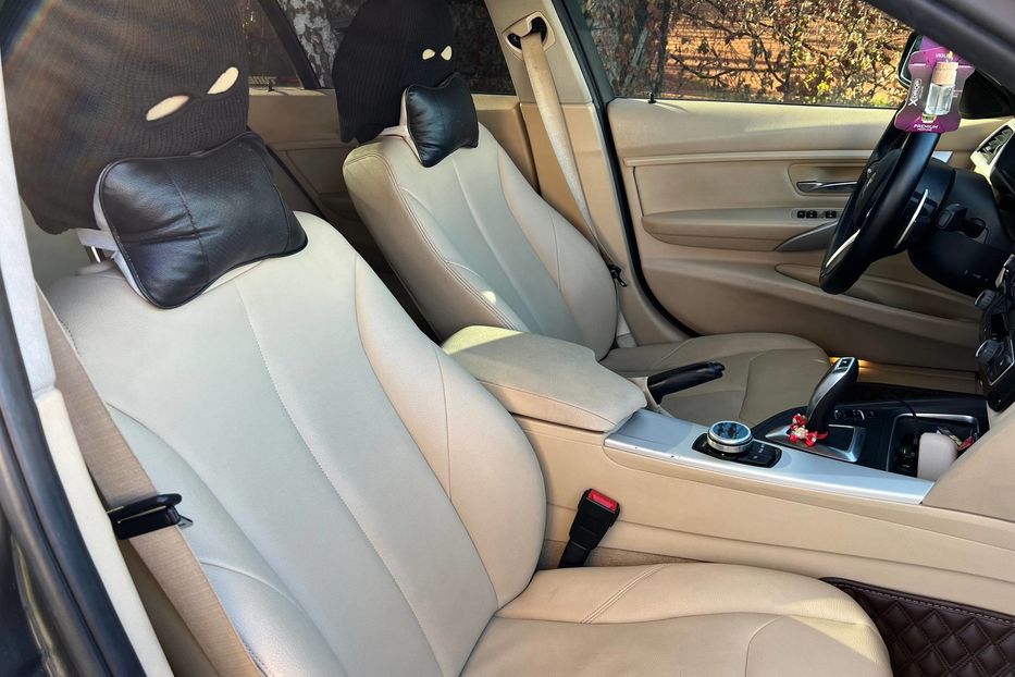 Продам BMW 320 2015 года в Черновцах