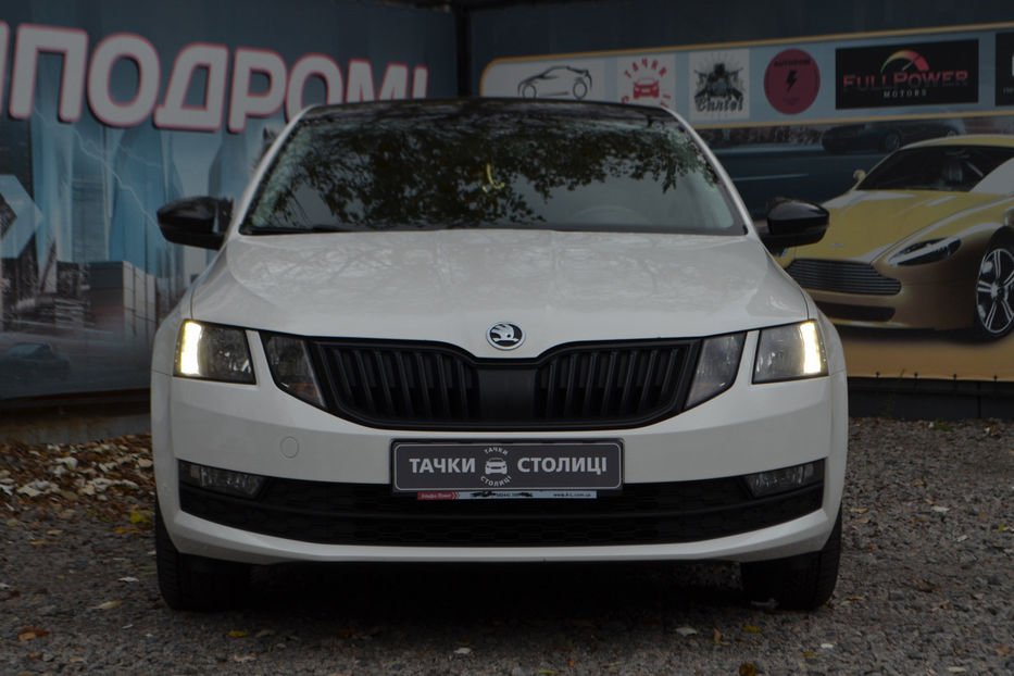 Продам Skoda Octavia A7 Ambition 2019 года в Киеве
