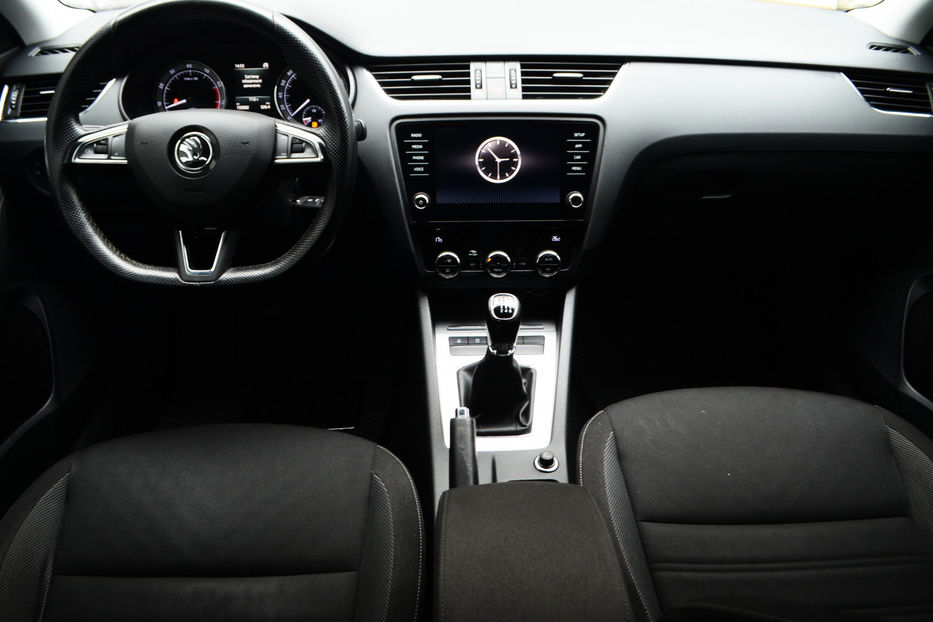 Продам Skoda Octavia A7 Ambition 2019 года в Киеве