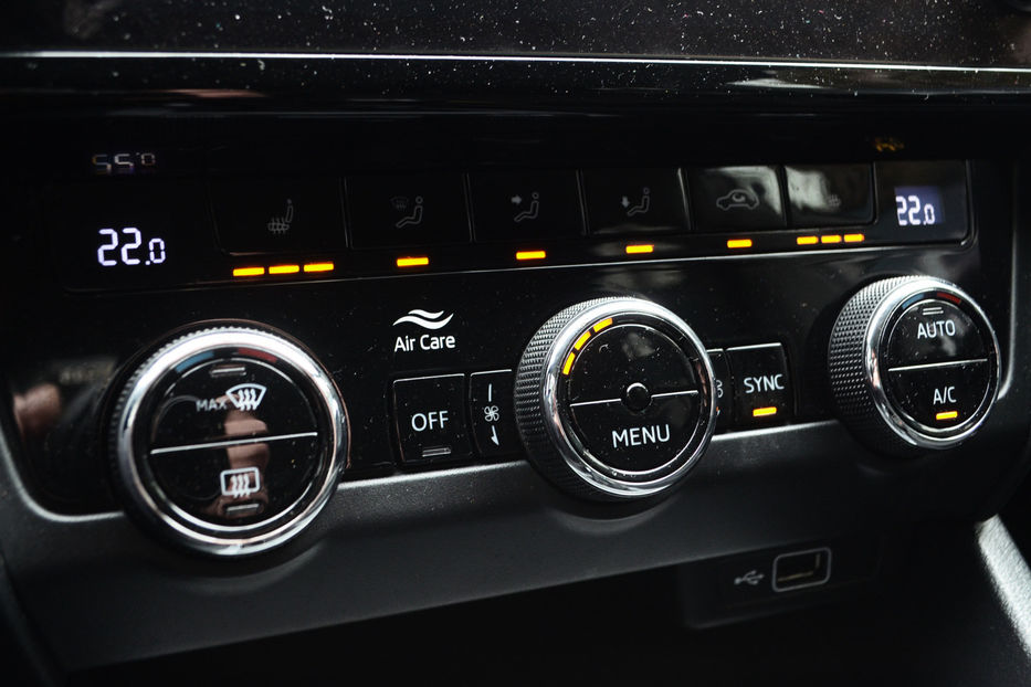 Продам Skoda Octavia A7 Ambition 2019 года в Киеве