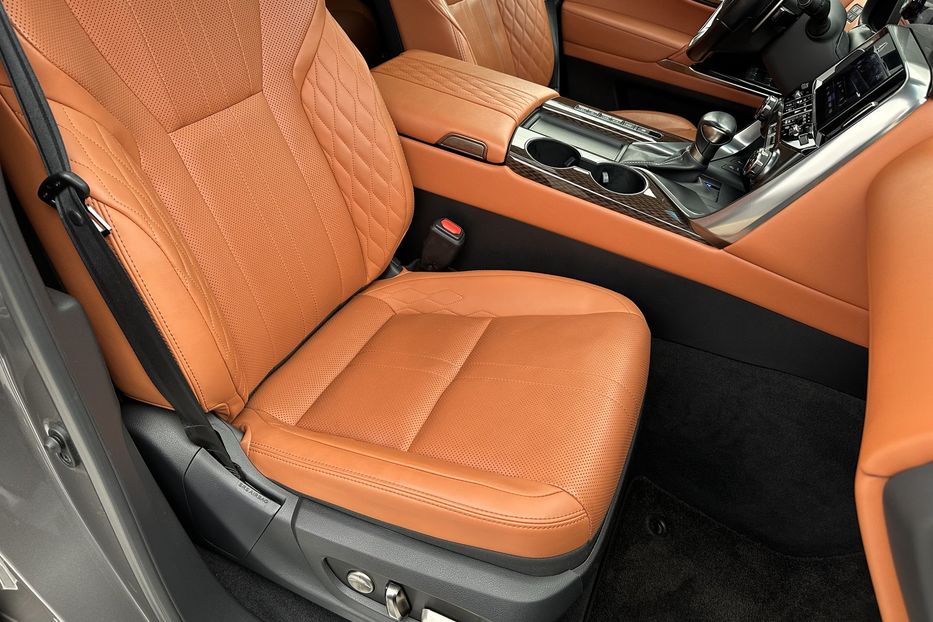 Продам Lexus LX 570 LX600 AWD LUXURY 2023 года в Киеве
