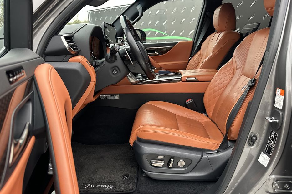 Продам Lexus LX 570 LX600 AWD LUXURY 2023 года в Киеве