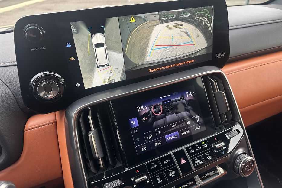 Продам Lexus LX 570 LX600 AWD LUXURY 2023 года в Киеве