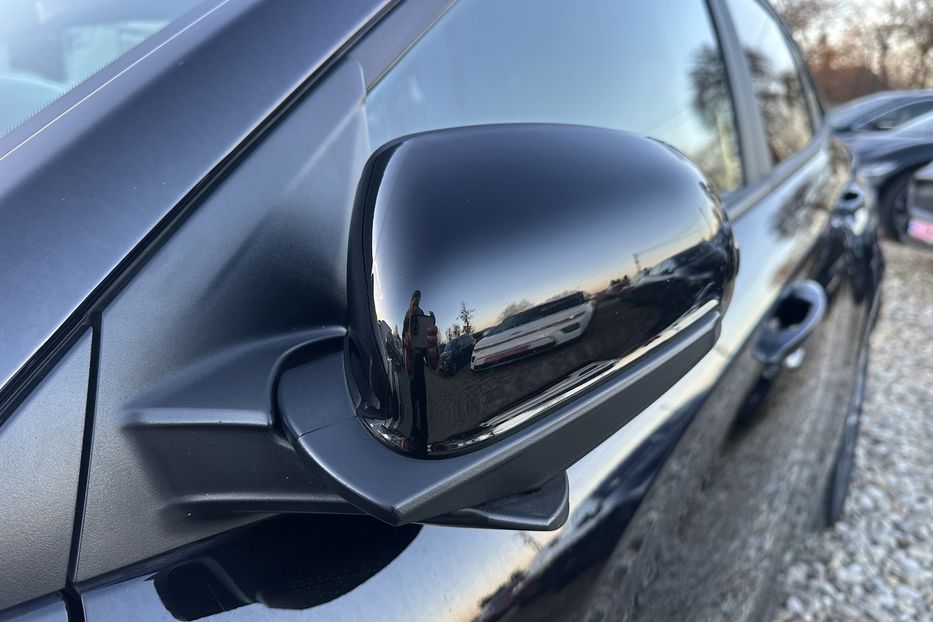 Продам Hyundai Kona 64кВт Проекція Підігрів сидінь 2022 года в Львове