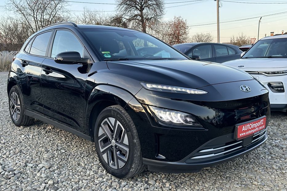 Продам Hyundai Kona 64кВт Проекція Підігрів сидінь 2022 года в Львове