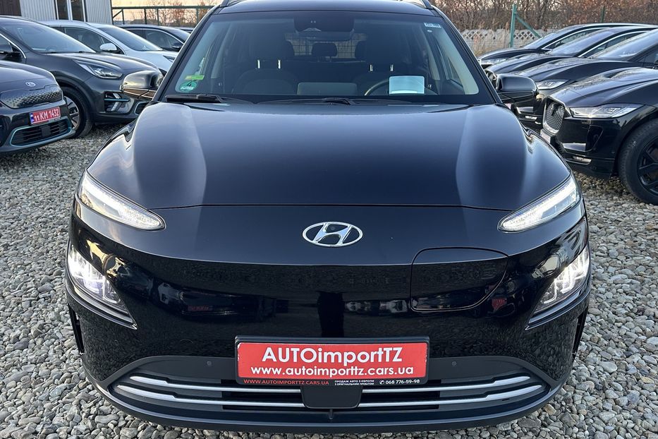 Продам Hyundai Kona 64кВт Проекція Підігрів сидінь 2022 года в Львове