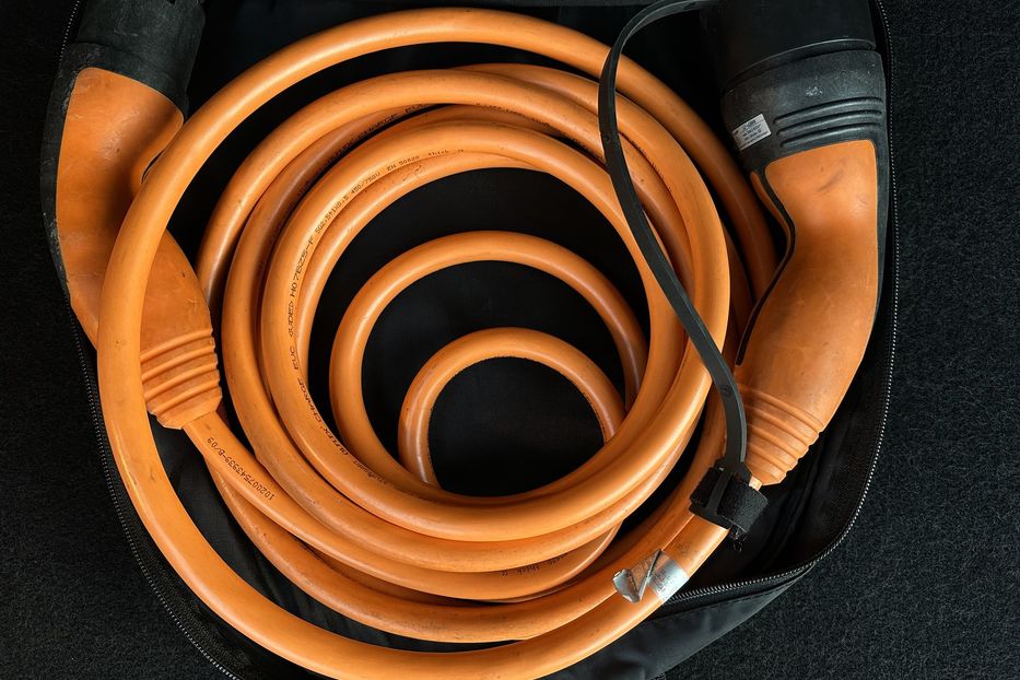 Продам Hyundai Kona 64кВт Проекція Підігрів сидінь 2022 года в Львове