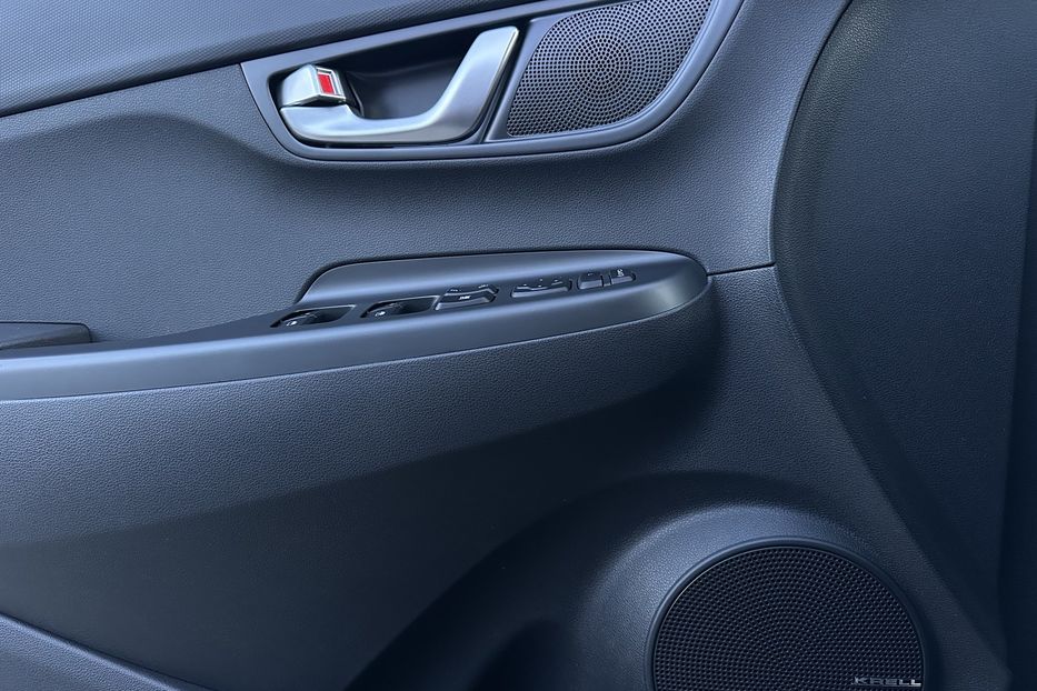 Продам Hyundai Kona 64кВт Проекція Підігрів сидінь 2022 года в Львове