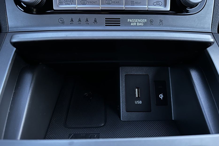 Продам Hyundai Kona 64кВт Проекція Підігрів сидінь 2022 года в Львове