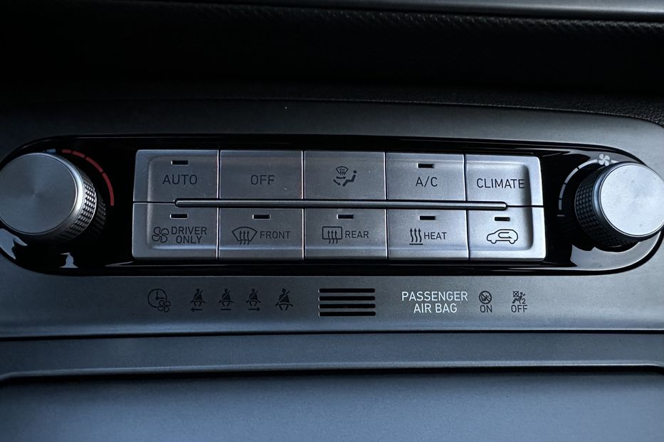 Продам Hyundai Kona 64кВт Проекція Підігрів сидінь 2022 года в Львове