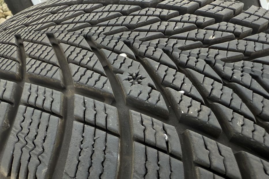 Продам Hyundai Kona 64кВт Проекція Підігрів сидінь 2022 года в Львове