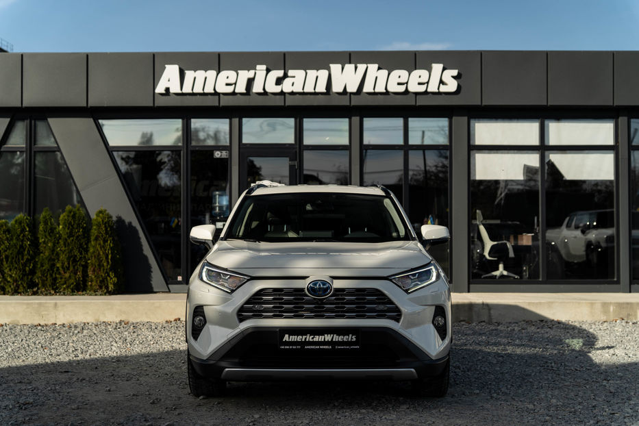 Продам Toyota Rav 4 Hybrid 2020 года в Черновцах