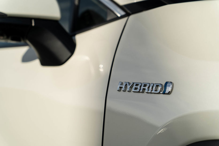 Продам Toyota Rav 4 Hybrid 2020 года в Черновцах