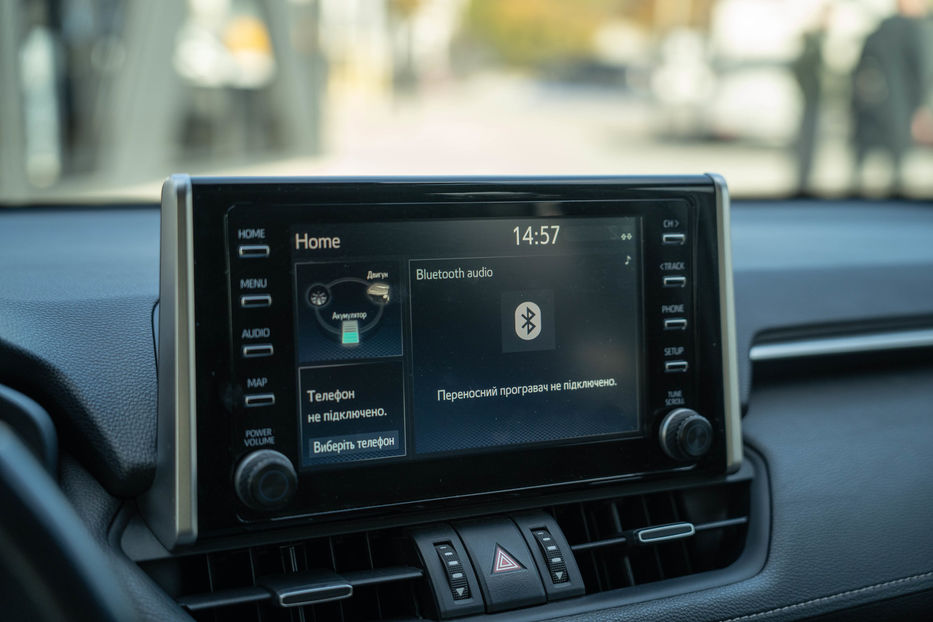 Продам Toyota Rav 4 Hybrid 2020 года в Черновцах