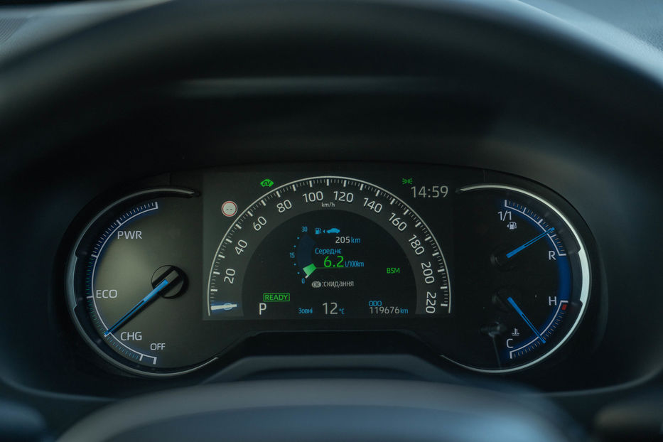 Продам Toyota Rav 4 Hybrid 2020 года в Черновцах