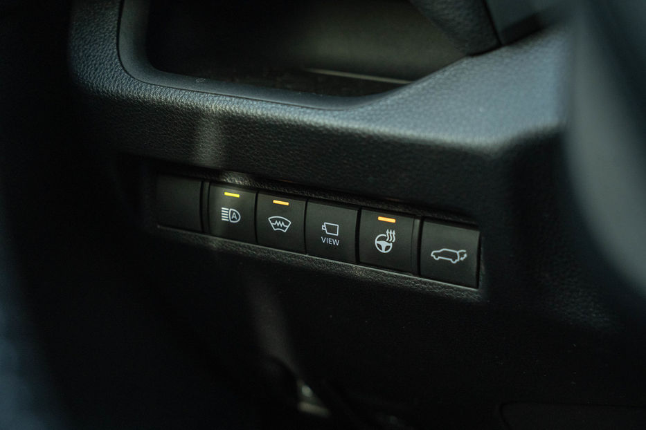 Продам Toyota Rav 4 Hybrid 2020 года в Черновцах