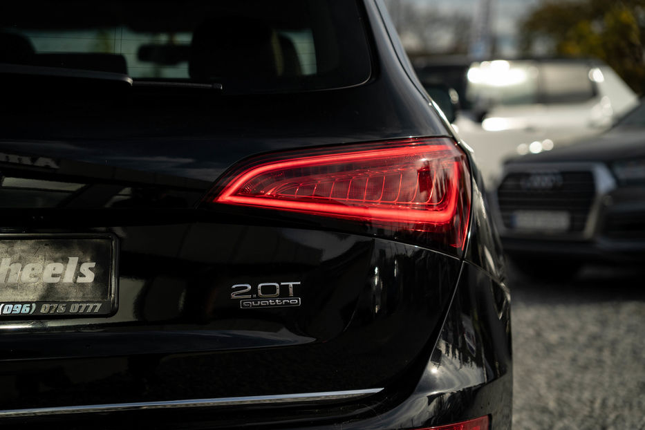 Продам Audi Q5 Premium Plus 2016 года в Черновцах