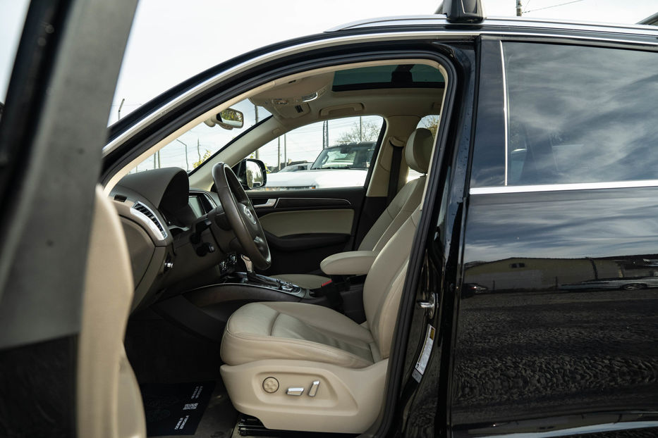 Продам Audi Q5 Premium Plus 2016 года в Черновцах