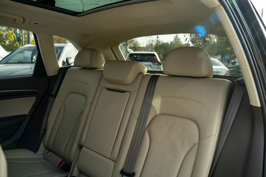 Продам Audi Q5 Premium Plus 2016 года в Черновцах