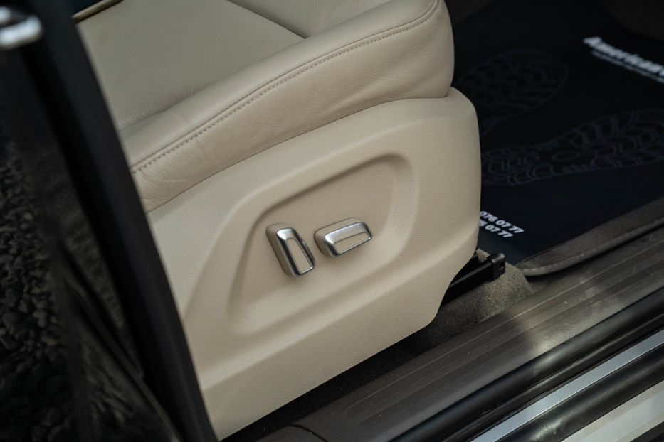 Продам Audi Q5 Premium Plus 2016 года в Черновцах