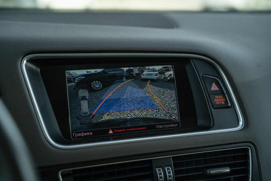 Продам Audi Q5 Premium Plus 2016 года в Черновцах