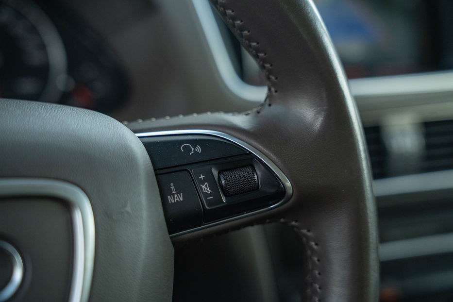 Продам Audi Q5 Premium Plus 2016 года в Черновцах