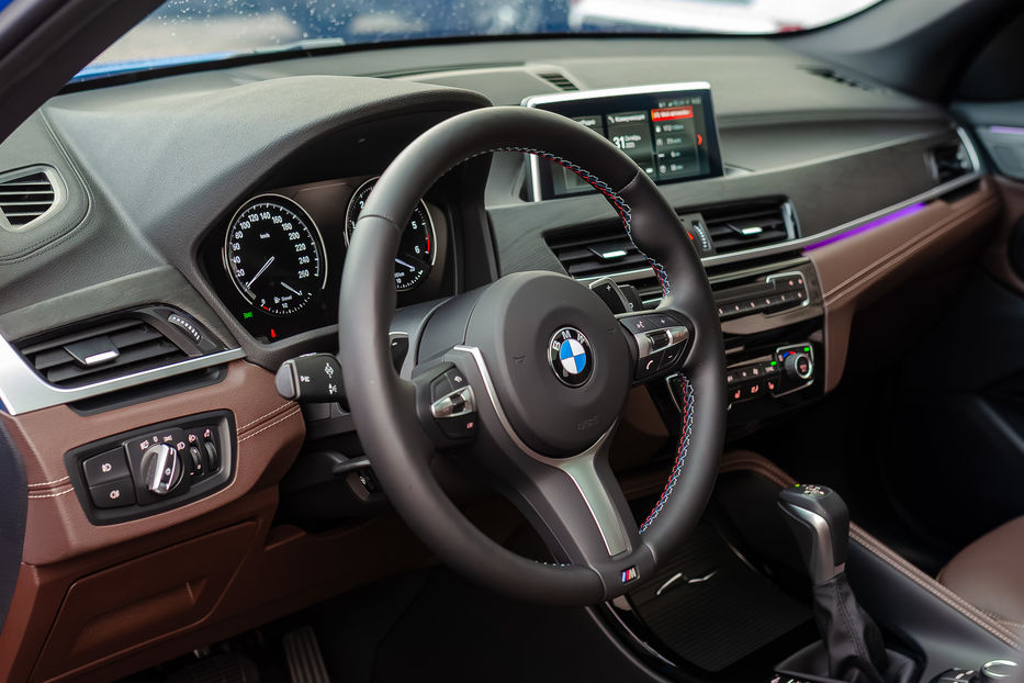 Продам BMW X1 M18d Xdrive 2022 года в Киеве