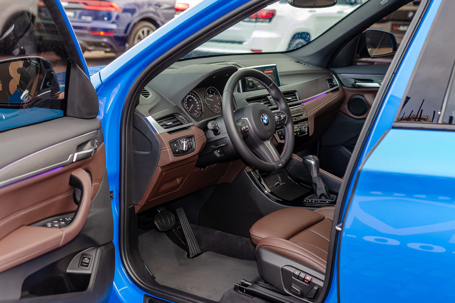 Продам BMW X1 M18d Xdrive 2022 года в Киеве