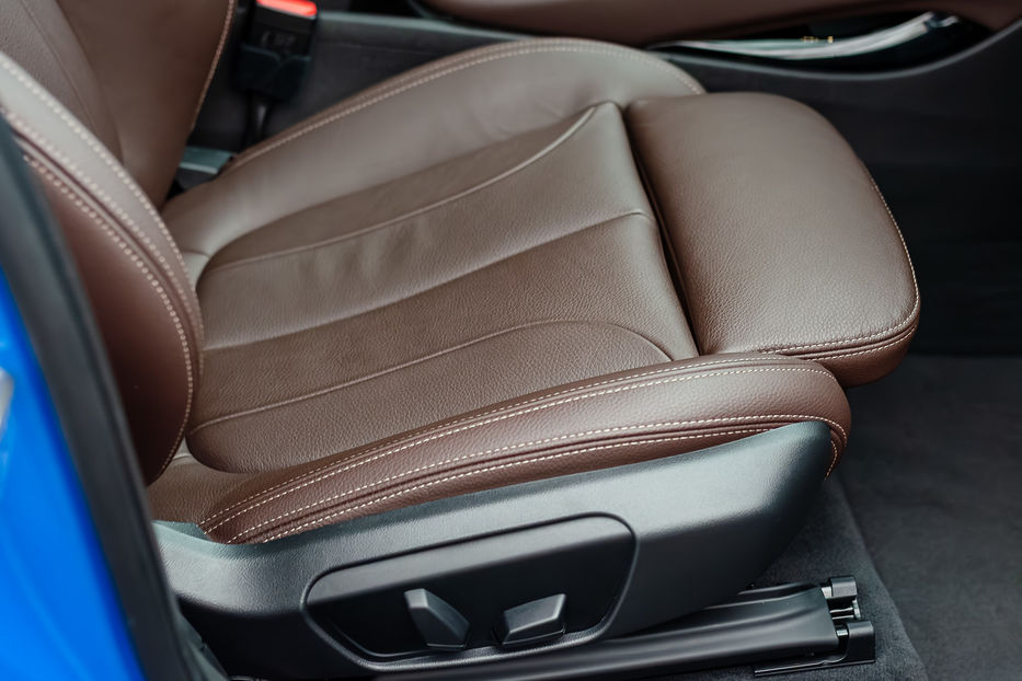 Продам BMW X1 M18d Xdrive 2022 года в Киеве