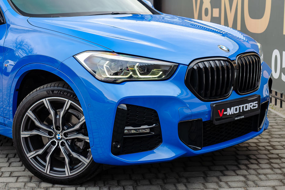 Продам BMW X1 M18d Xdrive 2022 года в Киеве
