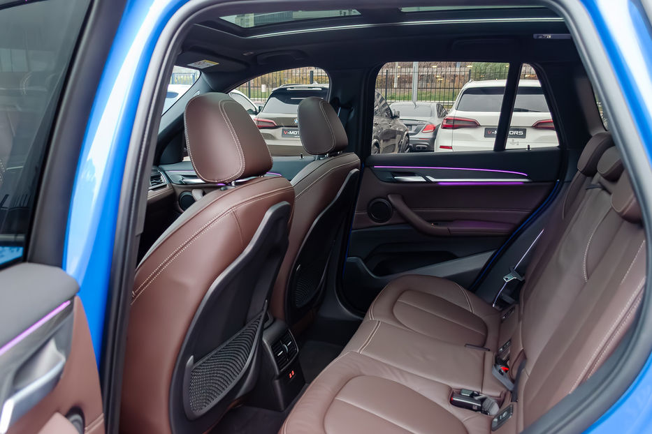 Продам BMW X1 M18d Xdrive 2022 года в Киеве