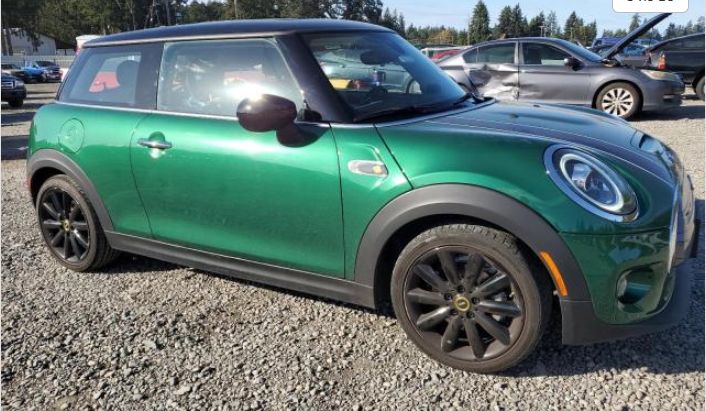 Продам MINI Cooper SE 2021 года в Киеве