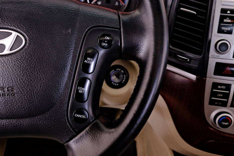 Продам Hyundai Santa FE 2008 года в Одессе