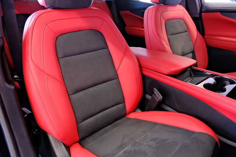 Продам Chevrolet Blazer EV RS 2023 года в Одессе