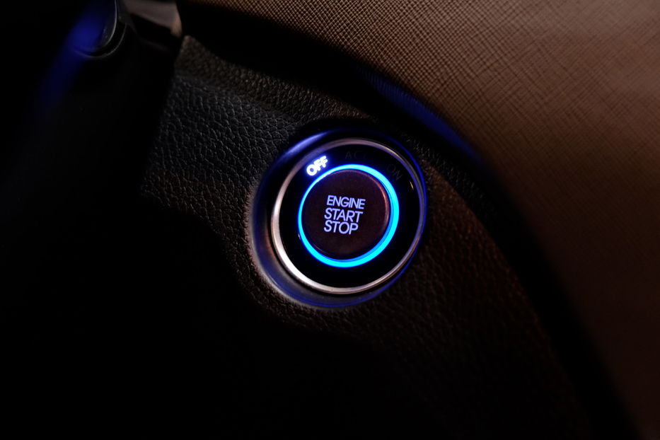 Продам Hyundai Santa FE 2014 года в Одессе